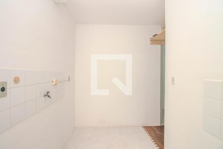 Cozinha  de apartamento à venda com 2 quartos, 40m² em Rubem Berta, Porto Alegre