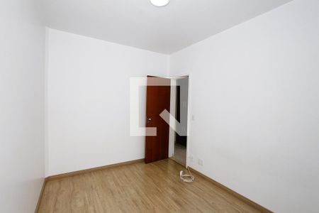 Quarto 2 de apartamento para alugar com 3 quartos, 57m² em Padre Eustáquio, Belo Horizonte