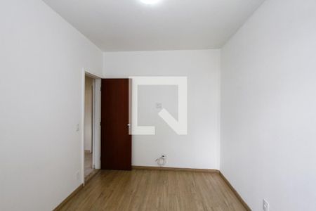 Quarto 1 de apartamento para alugar com 3 quartos, 57m² em Padre Eustáquio, Belo Horizonte