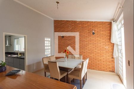 Sala de casa à venda com 3 quartos, 320m² em Jardim Chapadão, Campinas