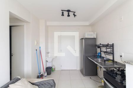 Sala/Cozinha de apartamento para alugar com 2 quartos, 32m² em Vila Nova Curuca, São Paulo