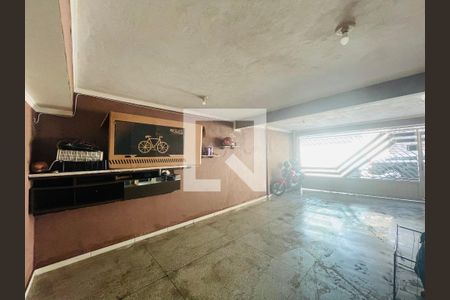 Garagem de casa à venda com 2 quartos, 80m² em Vale dos Machados, Guarulhos