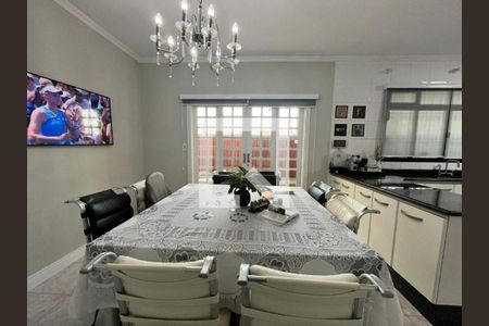 Casa à venda com 3 quartos, 280m² em Parque Cisper, São Paulo