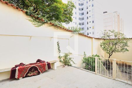 Área Externa de casa à venda com 3 quartos, 248m² em Floresta, Belo Horizonte