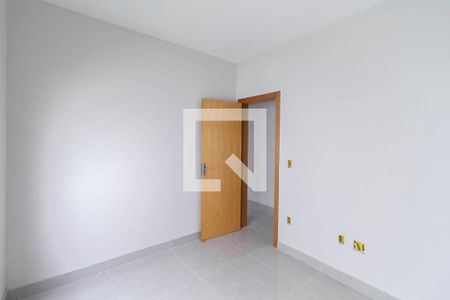Quarto 2 de casa à venda com 3 quartos, 128m² em Nacional, Contagem