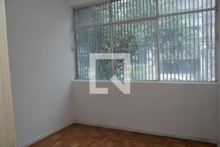Quarto 1 de apartamento para alugar com 2 quartos, 69m² em Funcionários, Belo Horizonte
