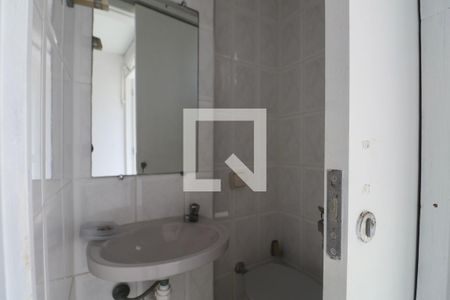 Lavabo de apartamento para alugar com 2 quartos, 68m² em Pitangueiras, Guarujá