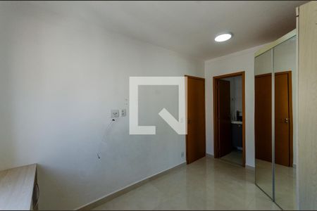 Suíte de apartamento à venda com 2 quartos, 64m² em Vila Mangalot, São Paulo