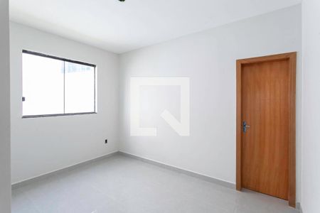 Suíte  de casa à venda com 3 quartos, 194m² em Nacional, Contagem