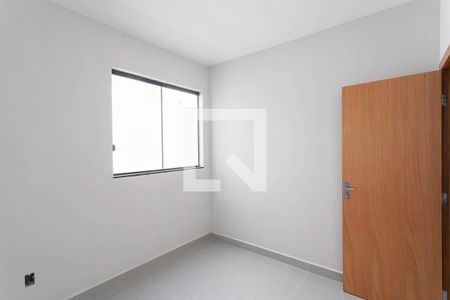 Quarto 2 de casa à venda com 3 quartos, 130m² em Nacional, Contagem