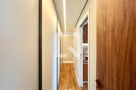 Corredor de apartamento à venda com 3 quartos, 106m² em Vila Clementino, São Paulo