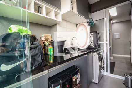 Varanda / Lavanderia de apartamento à venda com 2 quartos, 49m² em Vila Andrade, São Paulo