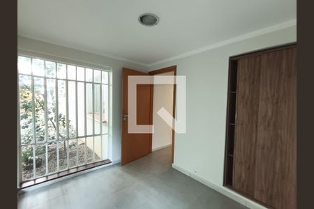 Casa para alugar com 8 quartos, 375m² em Vila Clementino, São Paulo