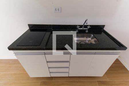 Sala/Cozinha de apartamento para alugar com 1 quarto, 30m² em Quarta Parada, São Paulo