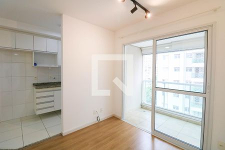 Sala/Cozinha de apartamento à venda com 1 quarto, 37m² em Vila Cruzeiro, São Paulo