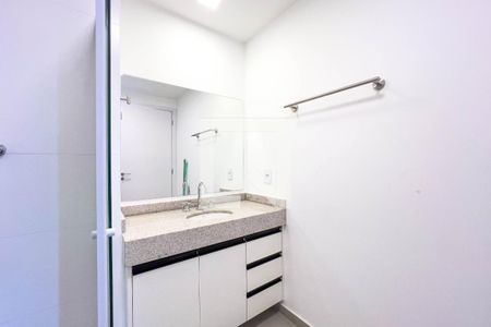 Banheiro de kitnet/studio para alugar com 1 quarto, 29m² em Vila Mariana, São Paulo