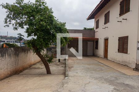 Quintal de casa para alugar com 1 quarto, 600m² em Alves de Lima, São Paulo