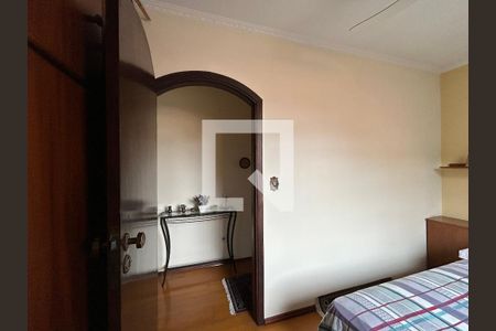 Quarto 1 de casa para alugar com 3 quartos, 178m² em Vila dos Remedios, São Paulo