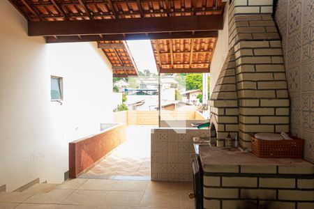 Área de Serviço de casa à venda com 3 quartos, 570m² em Parque Guarapiranga, São Paulo