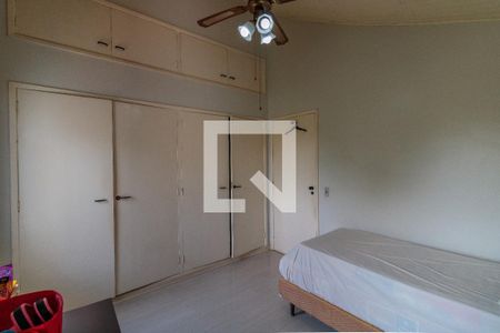 Casa à venda com 4 quartos, 240m² em Jardim Panorama, São Paulo