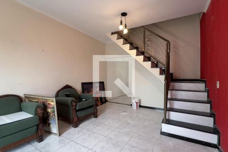 Sala de casa para alugar com 3 quartos, 215m² em Jardim Santa Maria, Guarulhos