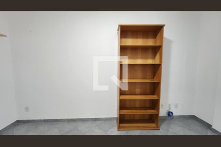 Quarto de apartamento para alugar com 2 quartos, 77m² em Graça/vitória, Salvador