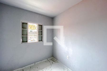 Quarto 2 de casa para alugar com 3 quartos, 150m² em Vila Invernada, São Paulo