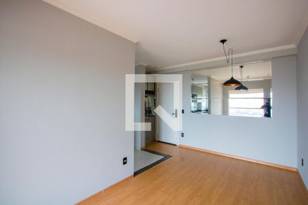 Sala de apartamento para alugar com 3 quartos, 60m² em Vila Pires, Santo André
