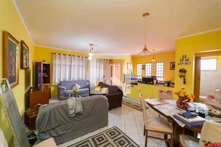 Sala de casa para alugar com 2 quartos, 240m² em Cangaiba, São Paulo