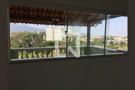 Área Externa de casa para alugar com 2 quartos, 100m² em Tanque, Rio de Janeiro