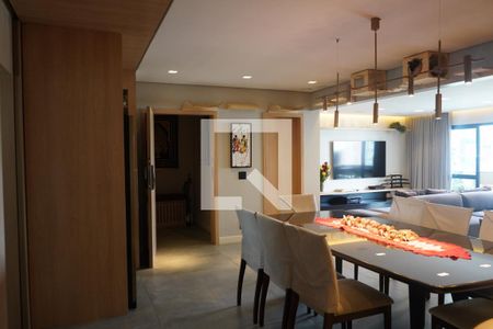 Sala de apartamento à venda com 3 quartos, 200m² em Vila Regente Feijó, São Paulo