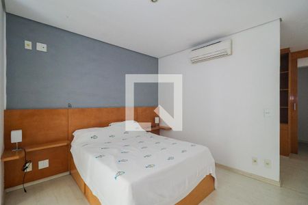 Suíte de apartamento à venda com 1 quarto, 70m² em Jardim Fonte do Morumbi, São Paulo