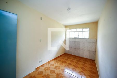 Quarto 2 de casa para alugar com 2 quartos, 110m² em Vila Bauab, São Paulo