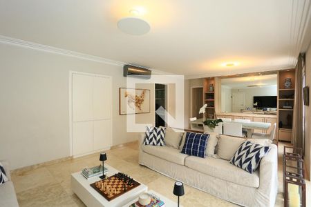 Sala de apartamento à venda com 3 quartos, 129m² em Real Parque, São Paulo