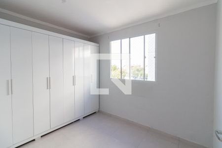 Quarto 2 de apartamento para alugar com 2 quartos, 39m² em Jardim Gilda Maria, São Paulo