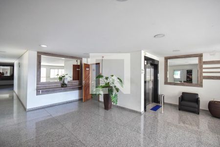 Hall Social de apartamento à venda com 3 quartos, 110m² em Jardim Maria Rosa, Taboão da Serra