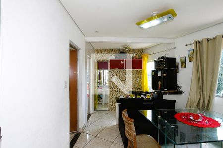 Sala de casa para alugar com 2 quartos, 130m² em Pindorama, Belo Horizonte