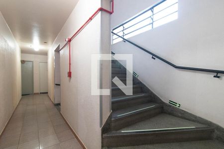 Escada de apartamento para alugar com 1 quarto, 36m² em Glória, Porto Alegre