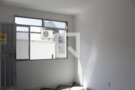 Sala de casa para alugar com 3 quartos, 200m² em Curicica, Rio de Janeiro