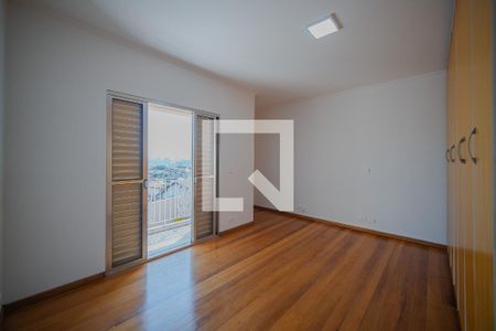 Quarto 1 de casa à venda com 5 quartos, 340m² em Jd Bussocaba City, Osasco