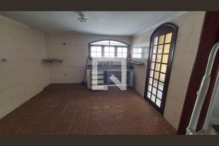 Casa para alugar com 3 quartos, 180m² em Vila Eldizia, Santo André