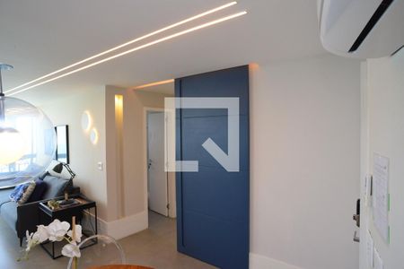 Sala de apartamento à venda com 2 quartos, 86m² em Barra da Tijuca, Rio de Janeiro