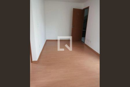 Quarto de apartamento para alugar com 2 quartos, 47m² em Jardim das Margaridas, Salvador