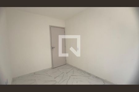 Quarto de apartamento para alugar com 2 quartos, 45m² em Jardim das Margaridas, Salvador
