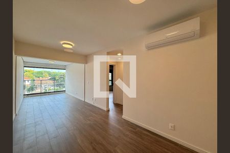 Sala de apartamento à venda com 2 quartos, 66m² em Campo Beloa, São Paulo