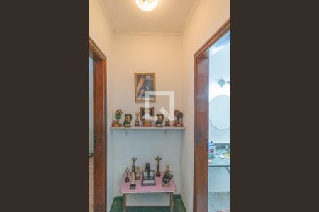 Corredor de casa à venda com 3 quartos, 280m² em Parque Jambeiro, Campinas