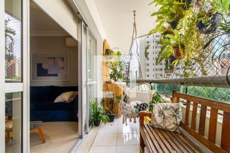 Sacada de apartamento à venda com 4 quartos, 169m² em Brooklin, São Paulo