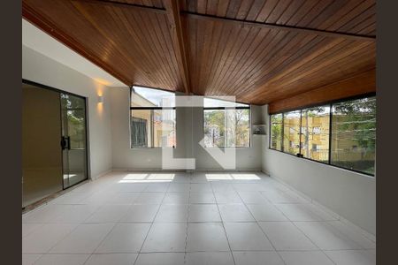 Varanda de casa para alugar com 4 quartos, 181m² em Jardim Pinheiros, São Paulo