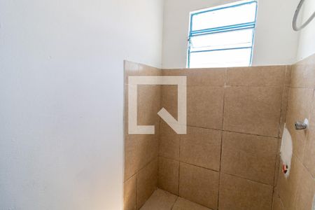 Banheiro de casa à venda com 2 quartos, 70m² em Campo Novo, Porto Alegre