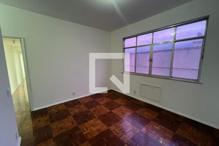 Sala de apartamento para alugar com 3 quartos, 60m² em Jardim Guanabara, Rio de Janeiro